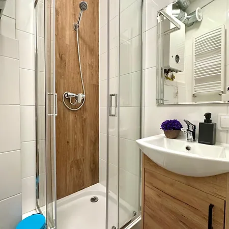 Mmrent Jungle Room Гданськ Екстер'єр фото